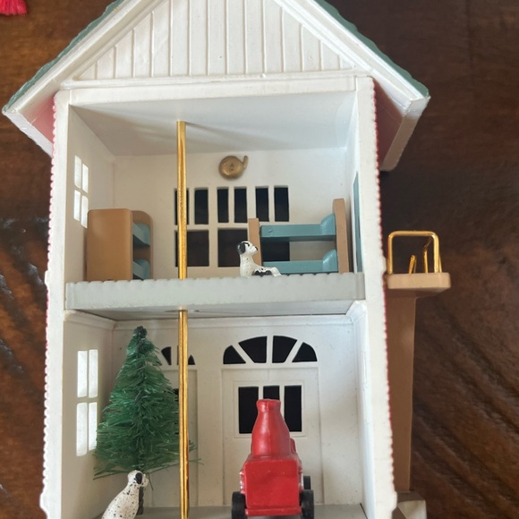 1991 Hallmark Keepsake Ornament - Picture 4 of 7